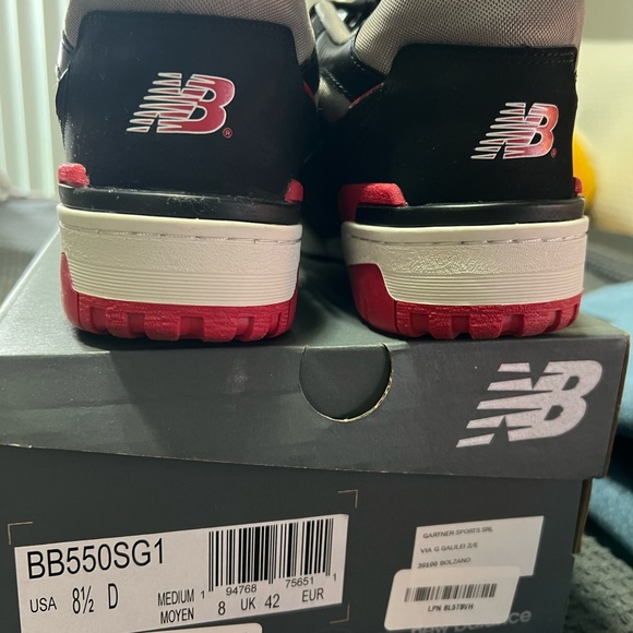SOLD !! NEW BALANCE 550 BREDS - Men’s Size 8.5 - Picture 5 of 6